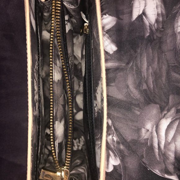 Ted Baker Bag - Picture 2 of 6